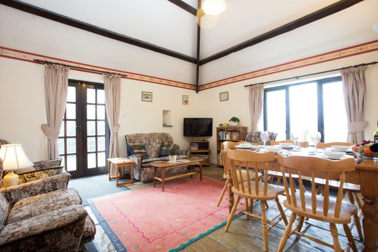 Sharlands Farm Holiday Cottages Bude Bagian luar foto